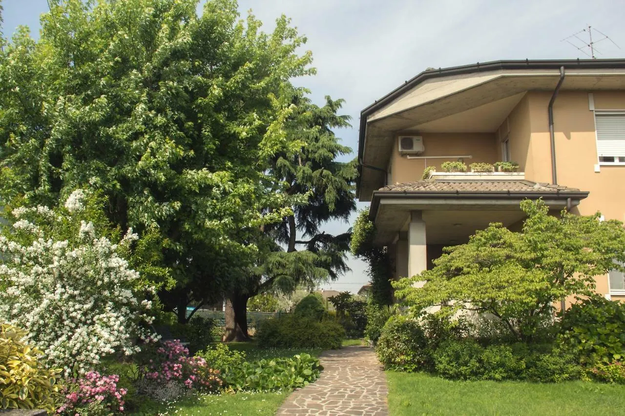 Bed and Breakfast Il Giardino Trenzano Отель типа 